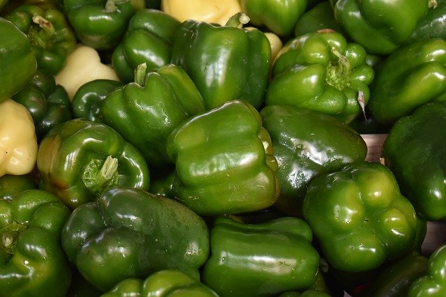 Download gratuito di verdure con peperoni verdi: foto o immagini gratuite da modificare con l'editor di immagini online GIMP
