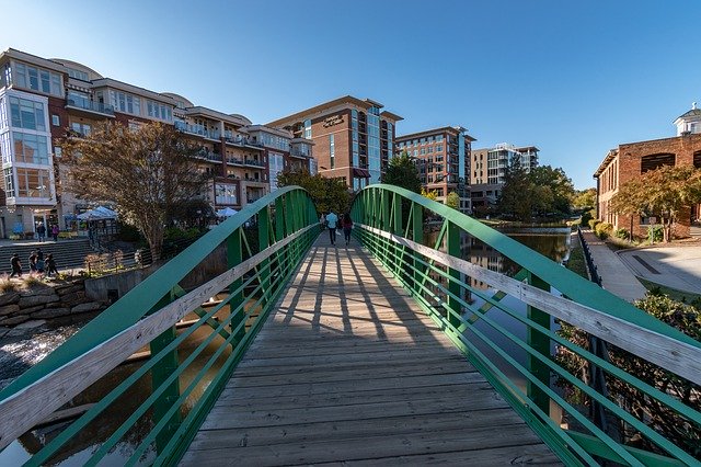 Greenville Sc Bridge Skylineを無料でダウンロード-GIMPオンラインイメージエディターで編集できる無料の写真または画像
