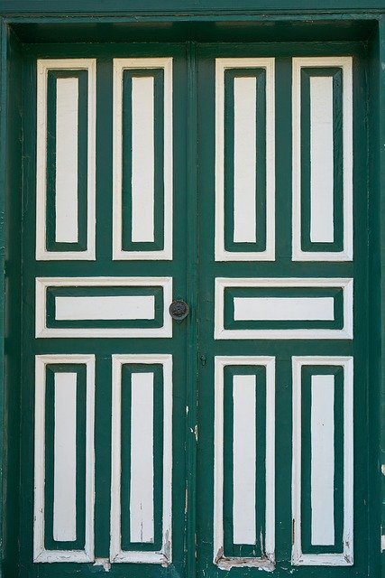 Descărcare gratuită Green Wood-Fibre Boards Door - fotografie sau imagini gratuite pentru a fi editate cu editorul de imagini online GIMP