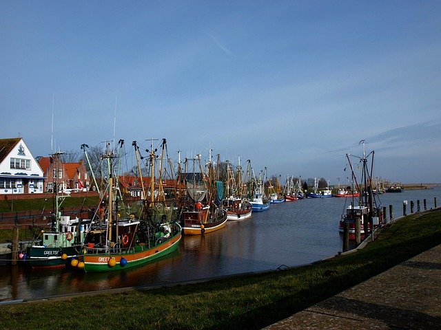 تنزيل Greetsiel Port East Frisia Fishing - صورة مجانية أو صورة ليتم تحريرها باستخدام محرر الصور عبر الإنترنت GIMP