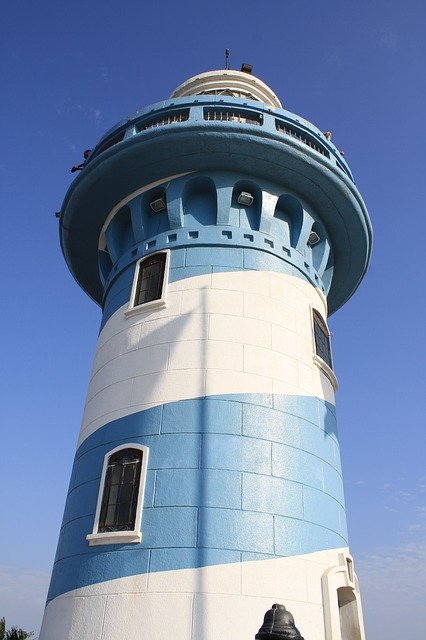Unduh gratis Guayaquil Lighthouse - foto atau gambar gratis untuk diedit dengan editor gambar online GIMP