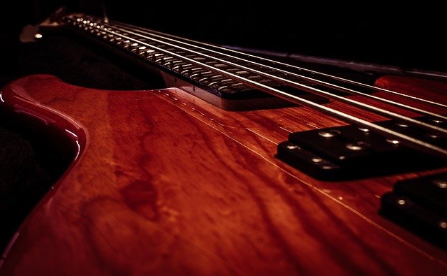 Free download guitar bass l 2000 e bass music free picture to be edited with GIMP free online image editor