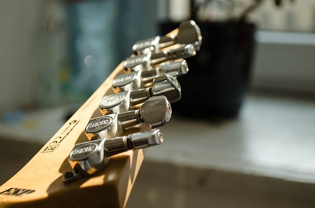 Free download Guitar Head Keys -  free photo or picture to be edited with GIMP online image editor