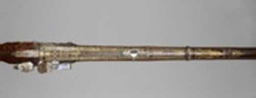 Free download Gun with Flintlock a la moda free photo or picture to be edited with GIMP online image editor