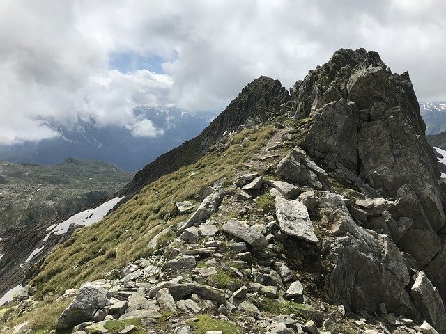 Muat turun percuma Guspissattel Alpine Route Alps - foto atau gambar percuma untuk diedit dengan editor imej dalam talian GIMP