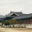Gyeongbokgung Palace Courtyard  screen for extension Chrome web store in OffiDocs Chromium