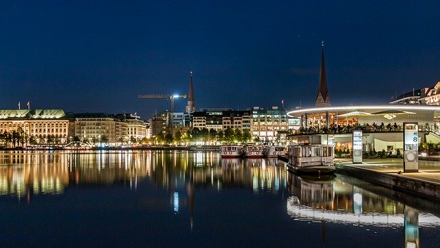 Bezpłatne pobieranie Hamburg Alster Evening - bezpłatne zdjęcie lub obraz do edycji za pomocą internetowego edytora obrazów GIMP