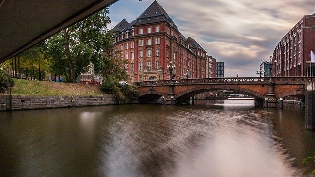 Kostenloser Download Hamburg Water Fleet - kostenloses Foto oder Bild zur Bearbeitung mit GIMP Online-Bildbearbeitung