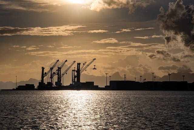 Scarica gratuitamente l'immagine gratuita del porto del tramonto del porto da modificare con l'editor di immagini online gratuito GIMP