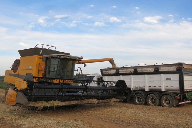 Bezpłatne pobieranie Harvester A Machine For - bezpłatne zdjęcie lub obraz do edycji za pomocą internetowego edytora obrazów GIMP