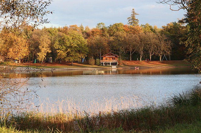 Free download haus am see fall water free picture to be edited with GIMP free online image editor