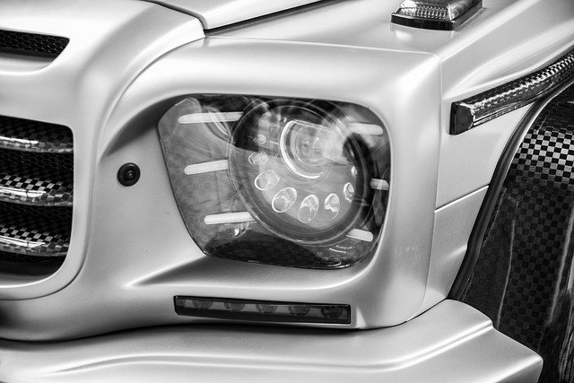 Free graphic headlights mercedes g class to be edited by GIMP free image editor by OffiDocs
