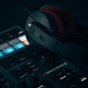 Headphones on a Groovebox  screen for extension Chrome web store in OffiDocs Chromium