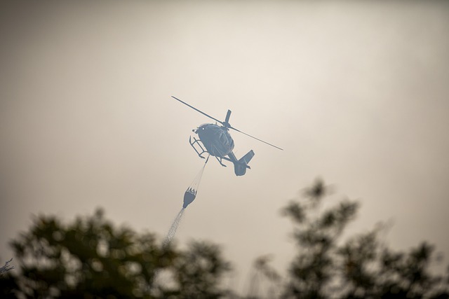 Free download helicopter firefighting forest fire free picture to be edited with GIMP free online image editor
