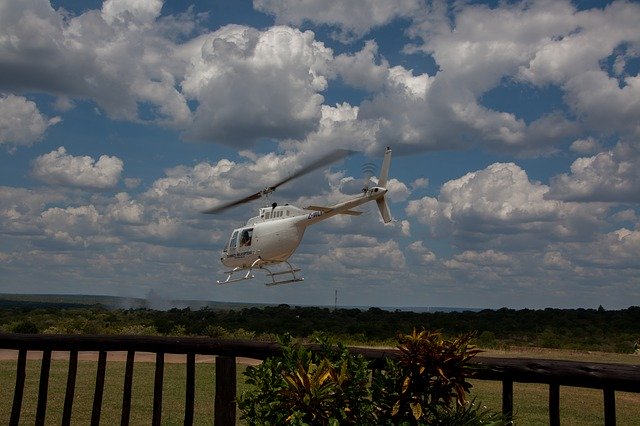 ດາວໂຫຼດຟຣີ Helicopter South Africa Sky - ຮູບພາບຫຼືຮູບພາບທີ່ບໍ່ເສຍຄ່າເພື່ອແກ້ໄຂດ້ວຍບັນນາທິການຮູບພາບອອນໄລນ໌ GIMP