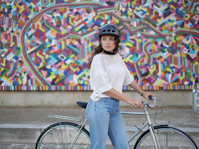 Free download helmet bike woman cyclist free picture to be edited with GIMP free online image editor