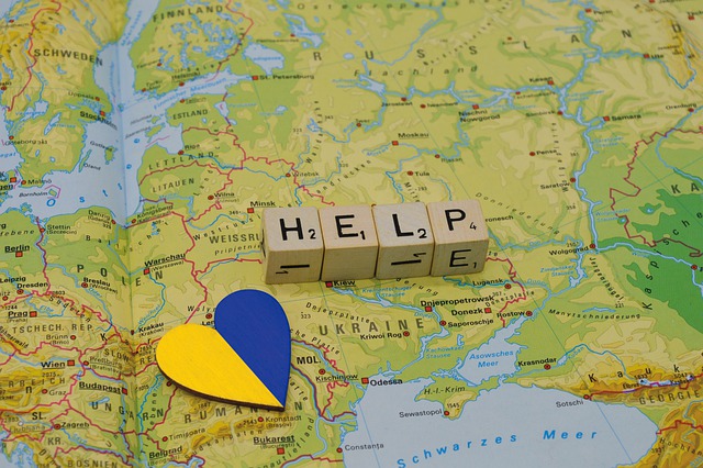 Free download help map ukraine heart donate free picture to be edited with GIMP free online image editor