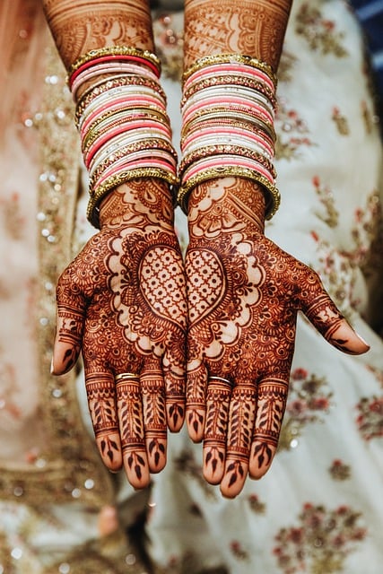 Baixe gratuitamente a imagem gratuita da arte da tradição da cultura da tatuagem de henna para ser editada com o editor de imagens on-line gratuito do GIMP