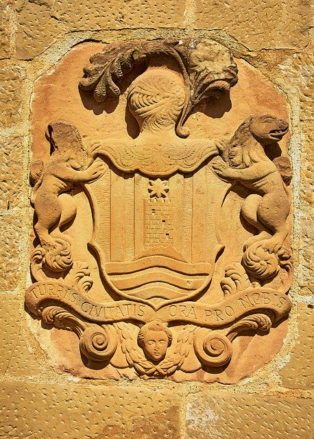 ດາວ​ໂຫຼດ​ຟຣີ Heraldry Coat Of Arms Emblem - ຮູບ​ພາບ​ຟຣີ​ຫຼື​ຮູບ​ພາບ​ທີ່​ຈະ​ໄດ້​ຮັບ​ການ​ແກ້​ໄຂ​ກັບ GIMP ອອນ​ໄລ​ນ​໌​ບັນ​ນາ​ທິ​ການ​ຮູບ​ພາບ