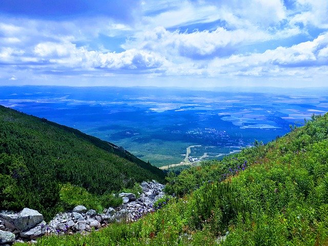 Hill Mountain Slovakya'yı ücretsiz indirin - GIMP çevrimiçi resim düzenleyiciyle düzenlenecek ücretsiz fotoğraf veya resim