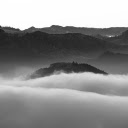 Hills and morning mist  screen for extension Chrome web store in OffiDocs Chromium