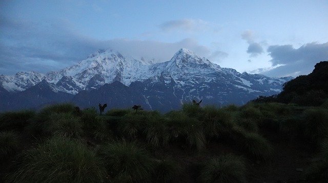 Descărcare gratuită Himal Mountain Nepal - fotografie sau imagini gratuite pentru a fi editate cu editorul de imagini online GIMP