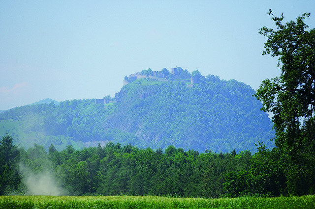 ດາວ​ໂຫຼດ​ຟຣີ Hohentwiel Mountain Hegau - ຮູບ​ພາບ​ຟຣີ​ຫຼື​ຮູບ​ພາບ​ທີ່​ຈະ​ໄດ້​ຮັບ​ການ​ແກ້​ໄຂ​ກັບ GIMP ອອນ​ໄລ​ນ​໌​ບັນ​ນາ​ທິ​ການ​ຮູບ​ພາບ