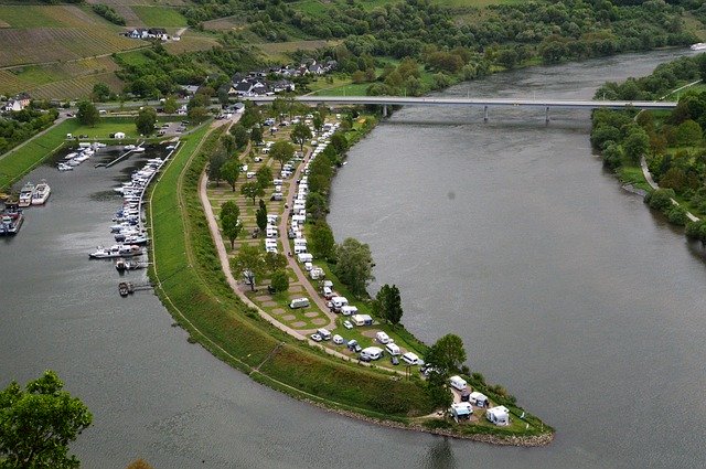 Bezpłatne pobieranie Holiday Germany Eifel - bezpłatne zdjęcie lub obraz do edycji za pomocą internetowego edytora obrazów GIMP