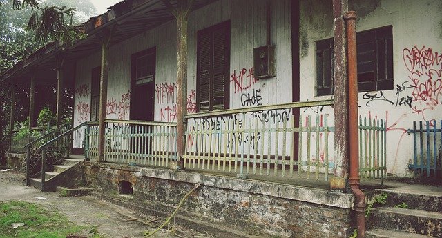無料ダウンロード 住宅破壊 破壊された家 - GIMP オンライン画像エディターで編集できる無料の写真または画像