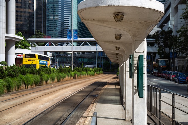 Scarica gratuitamente l'immagine gratuita del trasporto della stazione di Hong Kong da modificare con l'editor di immagini online gratuito GIMP