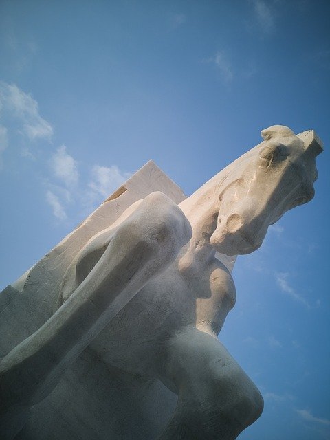 Kostenloser Download Horse Sculpture Monument - kostenloses Foto oder Bild zur Bearbeitung mit GIMP Online-Bildbearbeitung