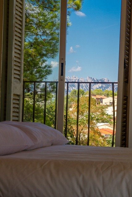 Kostenloser Download Hotel Bed Room - kostenloses Foto oder Bild zur Bearbeitung mit GIMP Online-Bildbearbeitung