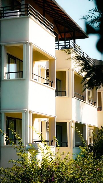 Free download house building wall balcony garden free picture to be edited with GIMP free online image editor