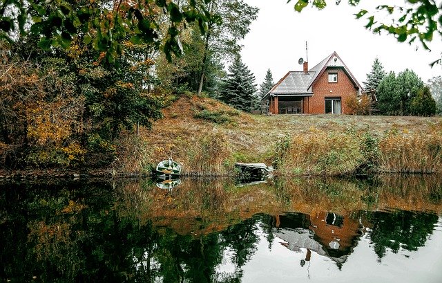 دانلود رایگان House Cottage River - عکس یا تصویر رایگان قابل ویرایش با ویرایشگر تصویر آنلاین GIMP