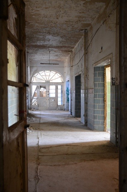 دانلود رایگان House Floor Abandoned - عکس یا تصویر رایگان برای ویرایش با ویرایشگر تصویر آنلاین GIMP