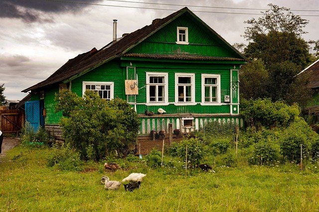 دانلود رایگان House In The Village - عکس یا تصویر رایگان برای ویرایش با ویرایشگر تصویر آنلاین GIMP