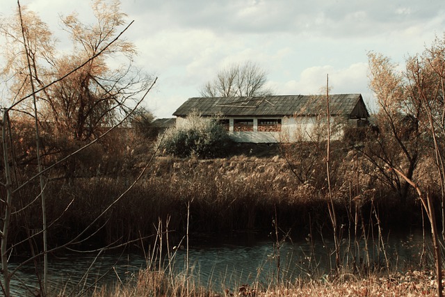 Free download house river crimea nature autumn free picture to be edited with GIMP free online image editor