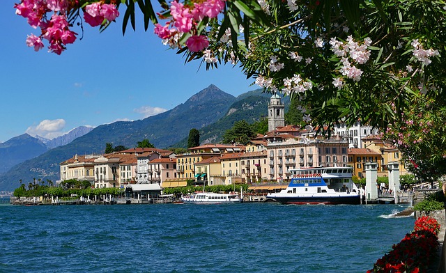 Free download houses bank ships port lake como free picture to be edited with GIMP free online image editor