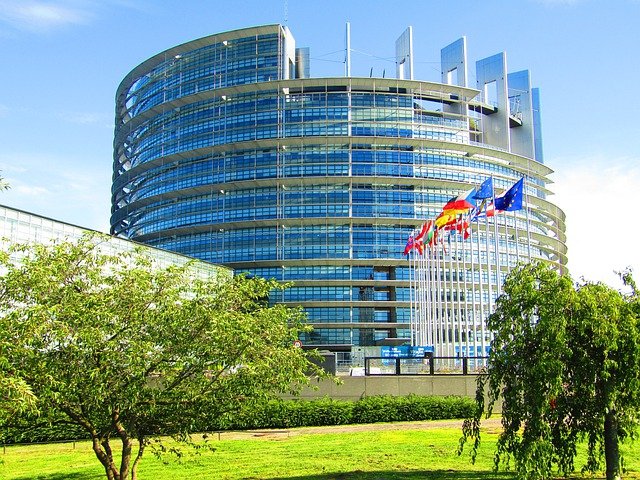Безкоштовно завантажте безкоштовне зображення будинку парламенту ЄС для редагування за допомогою безкоштовного онлайн-редактора зображень GIMP