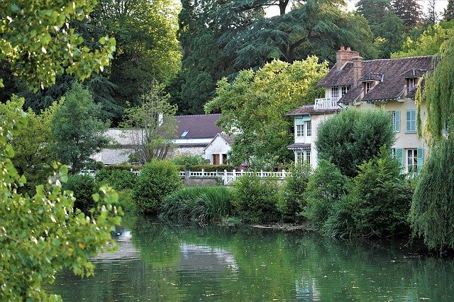 Descărcare gratuită House Water Landscape - fotografie sau imagini gratuite pentru a fi editate cu editorul de imagini online GIMP