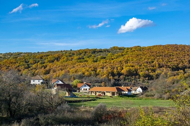 Kostenloser Download von Ungarn im besorgten Herbst-Herbstbild, das mit dem kostenlosen Online-Bildeditor GIMP bearbeitet werden kann