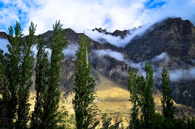 Libreng download Hunza Landscape Mountains - libreng larawan o larawan na ie-edit gamit ang GIMP online na editor ng imahe