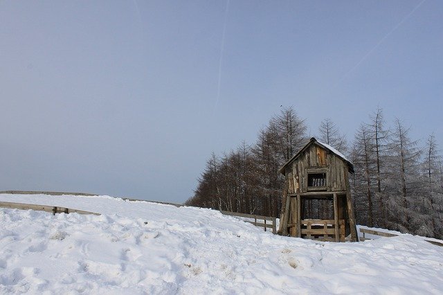 Kostenloser Download Hut Schnee Winter kostenlose Fotovorlage zum Bearbeiten mit GIMP Online-Bildbearbeitung