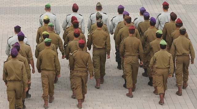 Muat turun percuma Idf Israel Soldiers - foto atau gambar percuma untuk diedit dengan editor imej dalam talian GIMP