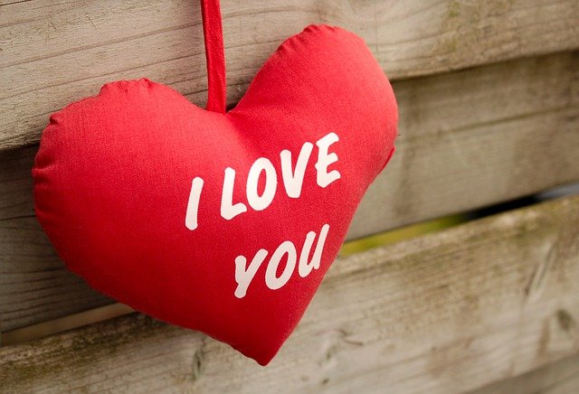 Free download i love you red wood wooden free picture to be edited with GIMP free online image editor