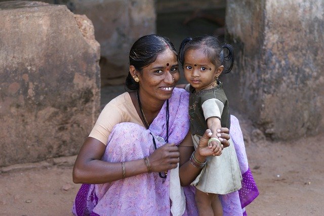 Gratis download Indian Mother Child - gratis foto of afbeelding om te bewerken met GIMP online afbeeldingseditor