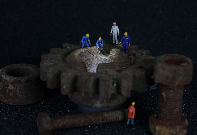 Free download industry mechanics miniature figures free picture to be edited with GIMP free online image editor