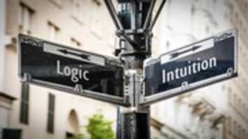 Free download intuicion-logica-a free photo or picture to be edited with GIMP online image editor
