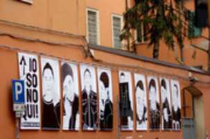 Free download iosonoqui_6 free photo or picture to be edited with GIMP online image editor