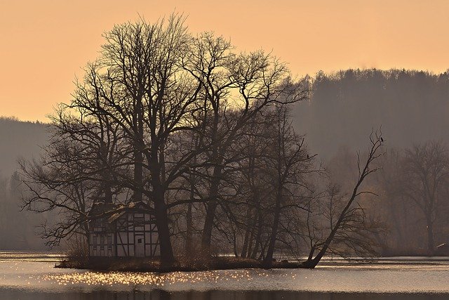 تحميل مجاني Island Lake Sunset Nature House صورة مجانية ليتم تحريرها باستخدام محرر الصور المجاني على الإنترنت GIMP